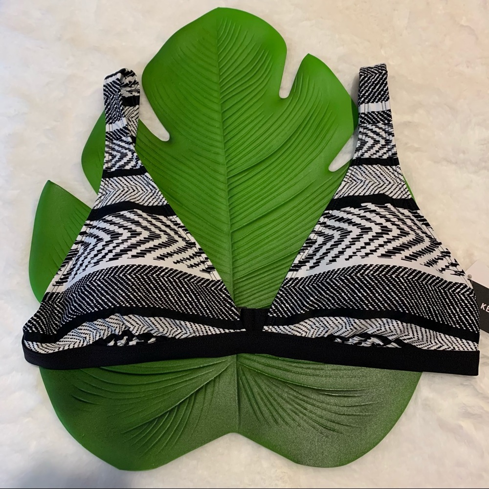 Kenneth Cole Banded Bikini Top Sz XL NWT
